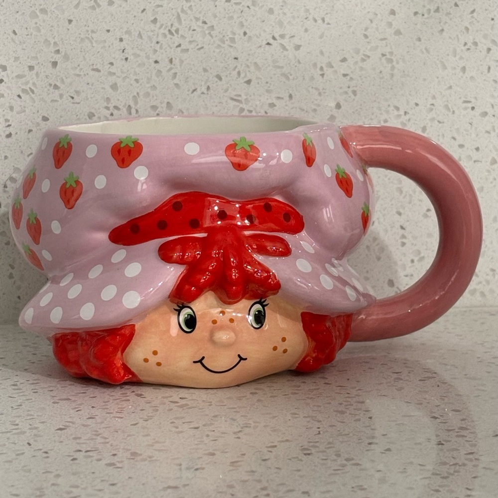 BRAND NEW Strawberry Shortcake Ceramic Mug 2 available 🍓✨🩷